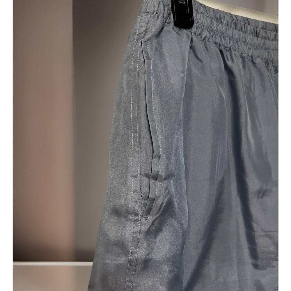 Vtg EVR Silk Pants Women XL Icy Blue Silver Elastic Waist Pull Ons Satin Finish - Picture 3 of 6